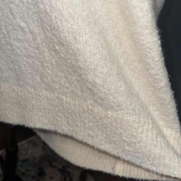 Aerie Teddy V Neck Boucle Sweater With Ribbed Trim In Natural Size XL - Picture 5 of 9